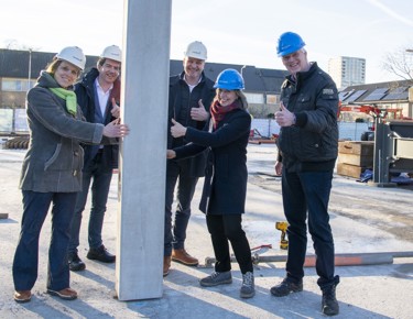 start-bouw-operaplein-duimen.jpg